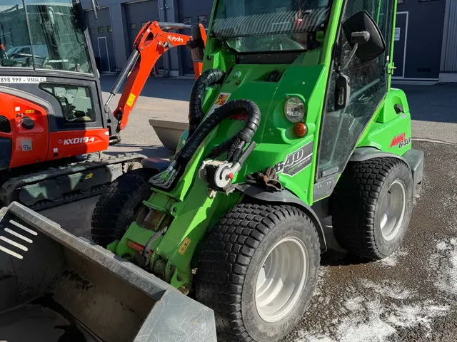 AVANT 640 DLX VM-18 AJ.1237 H – Pirkkala
