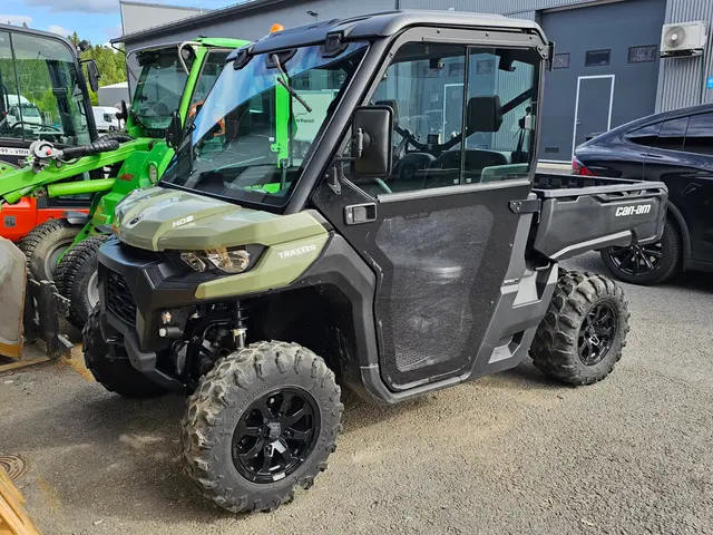 Can-Am Traxter HD8 traktorimönkijä 800 cc – ajettu 16 000 km kuva 5