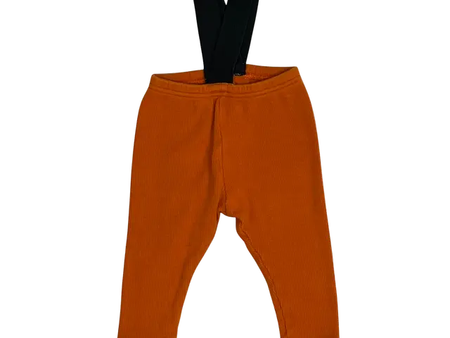 Leggingsit henkseleillä – Pirkkala