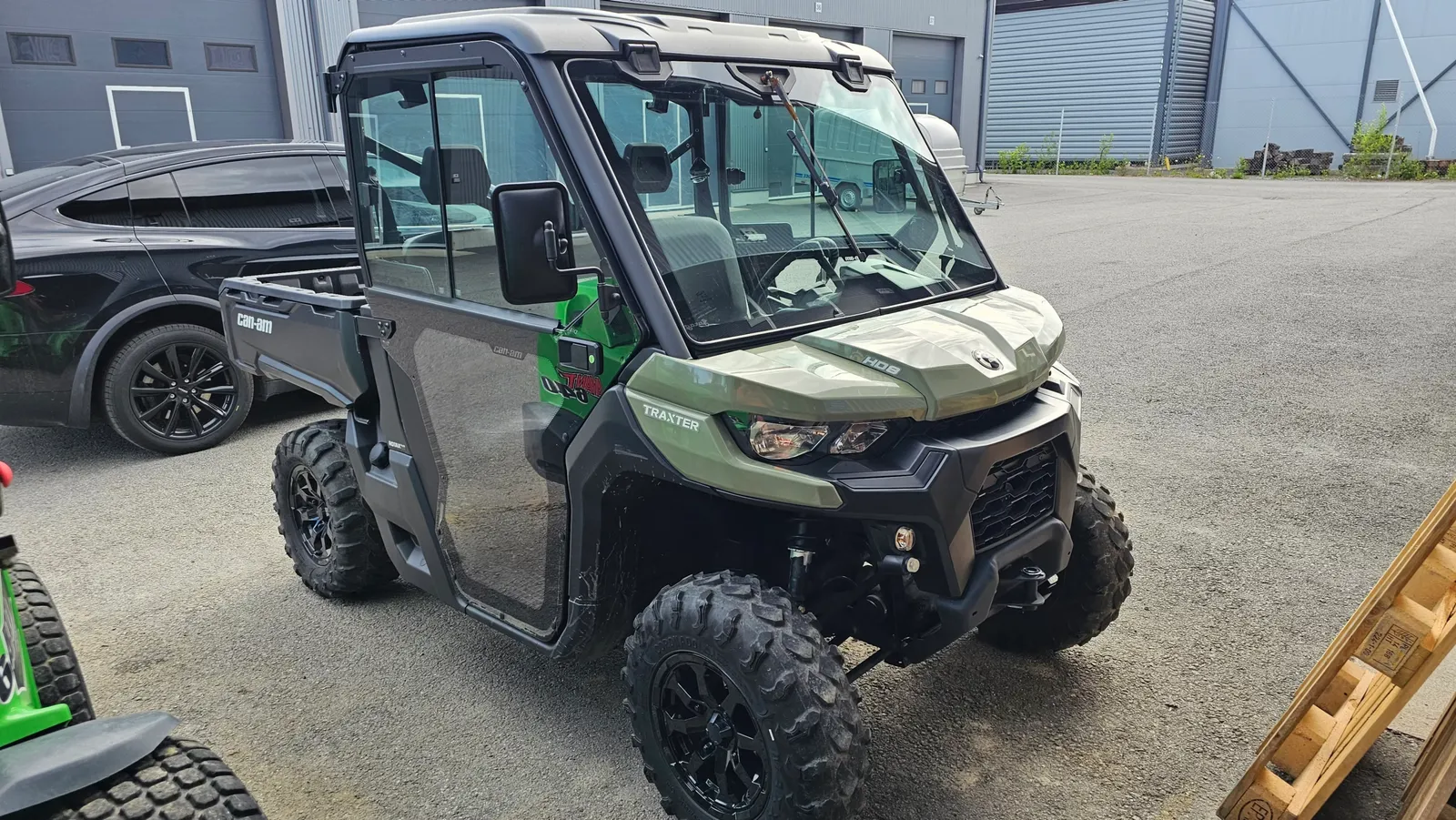Can-Am Traxter HD8 traktorimönkijä 800 cc – ajettu 16 000 km, kuva 1